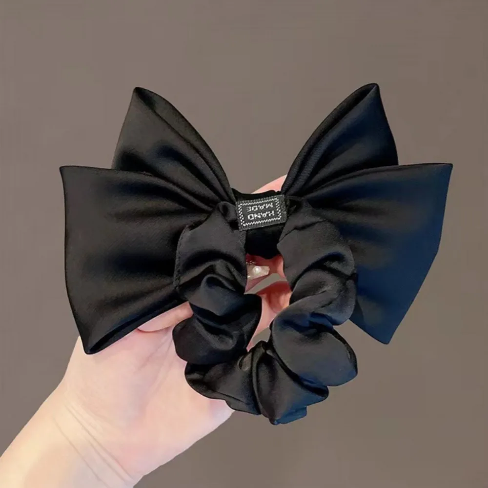 Horquilla lazo satén para niña – Accesorio pelo Collection - imagen 4