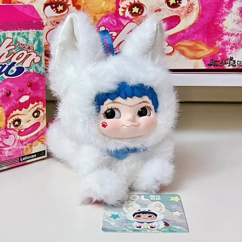 Varias figuras de la serie Wakuku Fox & Bunny