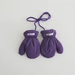 Guantes impermeables para niño con forro polar y cordón ajustable