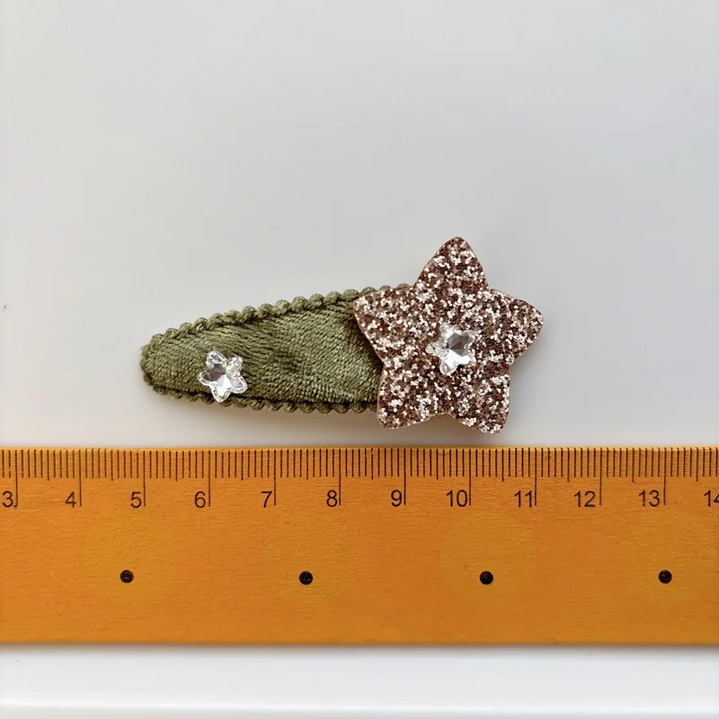 Pinzas para el pelo con estrella de terciopelo coreano - bonitas