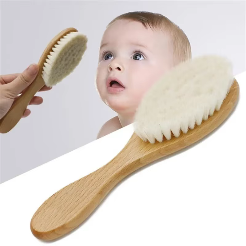 Cepillo y peine de madera para bebé – Cuidado capilar natural - imagen 3