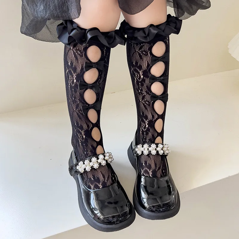 Calcetines altos de malla blanco y negro con lazos de princesa - imagen 5