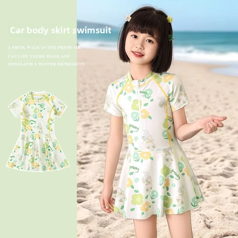 2025 Nuevo traje de baño de una pieza para niñas grandes y niños pequeños: elegante traje de baño con protección UV de secado rápido, perfecto para la playa y la piscina