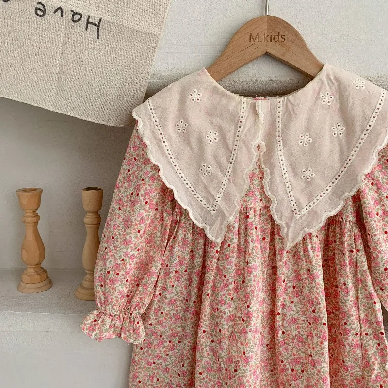 2025 nuevo vestido de princesa Floral coreano de otoño/invierno para niñas pequeñas, lindo cuello Peter Pan, moderno y elegante, suave y cómodo - imagen 2