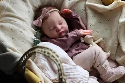 Muñeca realista reborn de silicona – 49 cm, piel tejida a mano