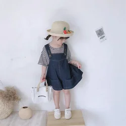 Pantalones cortos vaqueros con tirante para niño – Verano