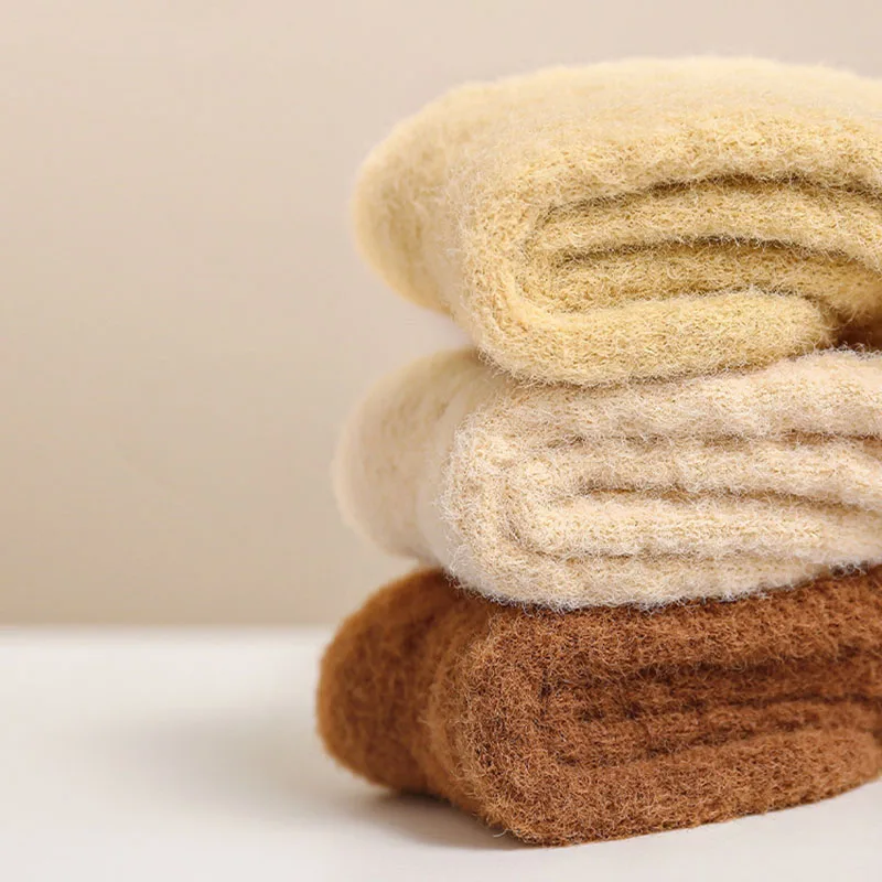 MILANCEL, nuevos calcetines de otoño para bebés, calcetines de tubo acolchados de lana para niñas, calcetines gruesos de Color sólido para niños pequeños, calcetines de suelo de invierno - imagen 5