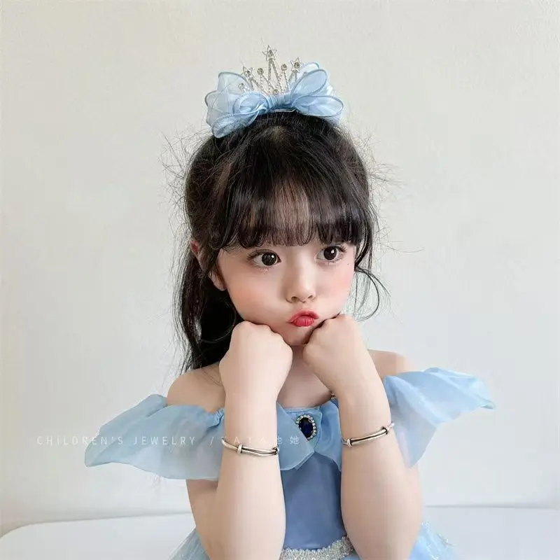 Pinzas de pico de pato con corona para el pelo de niña – Diseño adorable - imagen 3