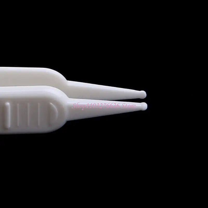 R6FD Bebé limpia Tweezer Cuidados Ear Narizas Narizas ombligo Permases seguridad - imagen 3