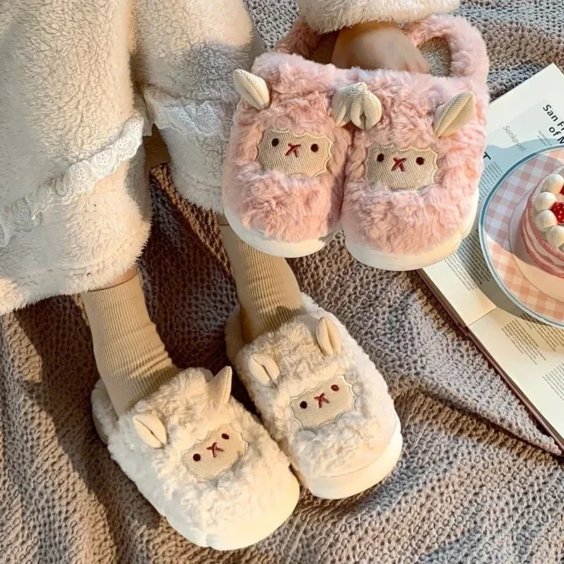 Diseño oveja pantuflas felpa