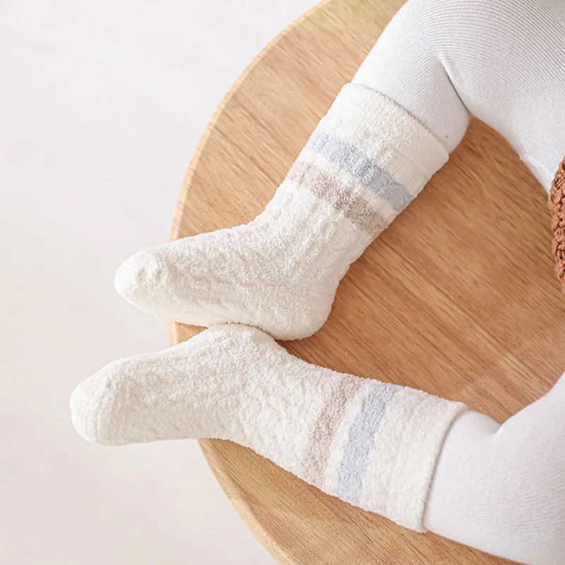 Otoño Invierno nuevos calcetines de lana Coral para bebé recién nacido suave niño 10A calcetines torcidos antibacterianos niña niño calcetines sin hueso - imagen 3