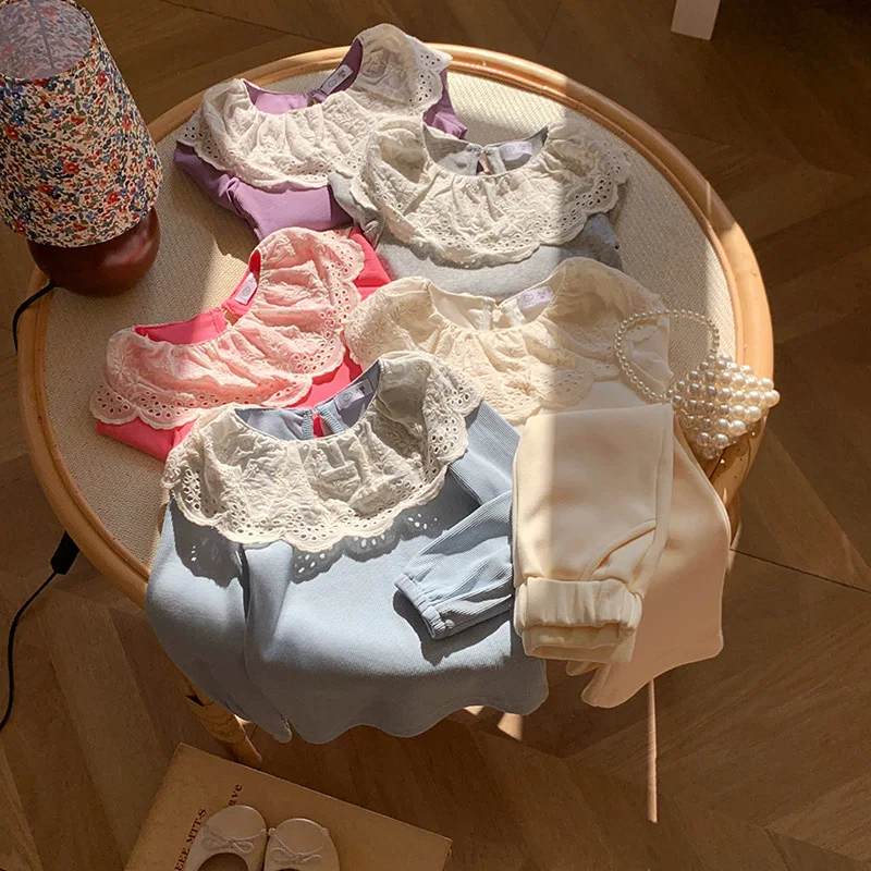 Camisetas Blusa de encaje para niñas Cuello con volantes Top de manga larga Capa base estilo princesa para bebés Ropa para niños - imagen 4