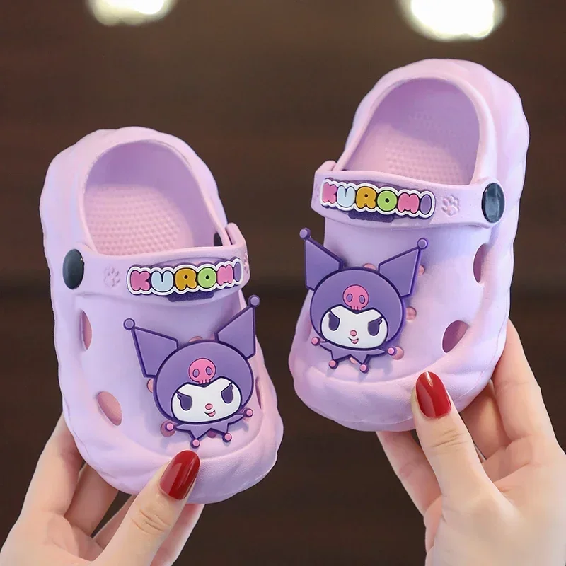 Zapatillas Kawaii Sanrio de verano para niños, zapatillas de interior de dibujos animados de Anime Kuromi Cinnamoroll para niños, chanclas antideslizantes para el hogar, regalo para niñas - imagen 4