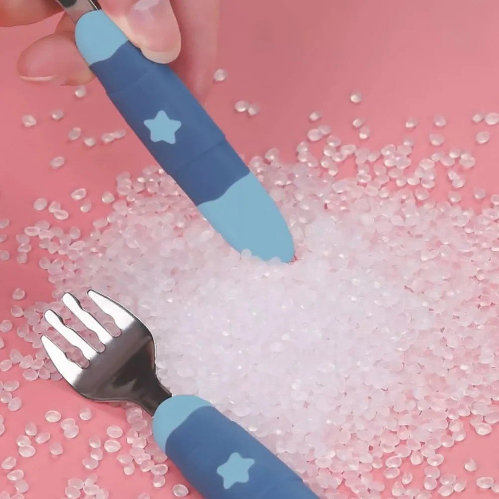 Juego de tenedor y cuchara de acero inoxidable para bebé, utensilio ligero y ergonómico para niños pequeños, vajilla para entrenamiento de alimentación, mano y ojo, 1 Juego - imagen 4