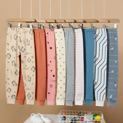 Pantalones para dormir en casa con base de una sola pieza para niños Pantalones cálidos interiores a rayas de otoño/invierno