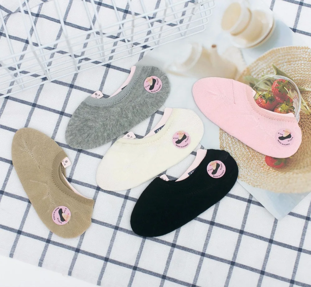 2023 nuevos calcetines invisibles de barco calcetines finos de algodón para niños calcetines antideslizantes para bebés calcetines de color sólido para niños y niñas 5 par/lote - imagen 2