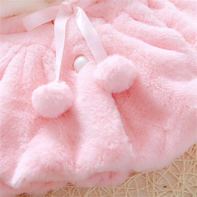 Jersey de lana con orejas de conejo para niña – Cálido y minimalista - imagen 5