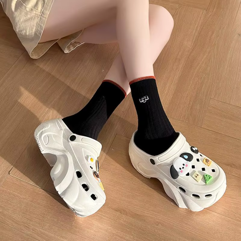 2025 nuevas sandalias de plataforma para mujer, bonito perro DIY, zapatos de tacón alto de verano, zuecos de moda para niñas, zapatillas de calle de playa de suela gruesa de 8CM - imagen 4