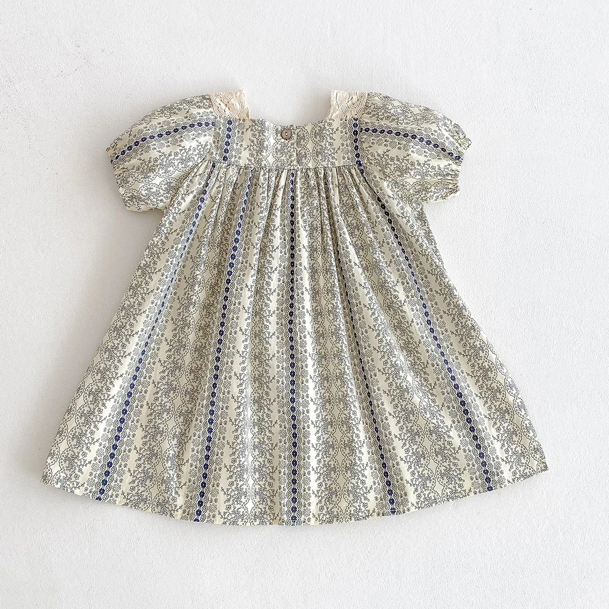 Vestido de encaje floral para niña – Manga corta verano - imagen 2