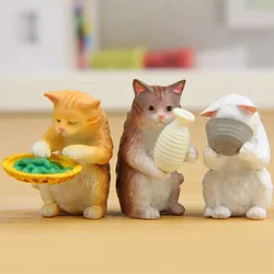 Figura miniatura gato bebiendo – Decoración resina