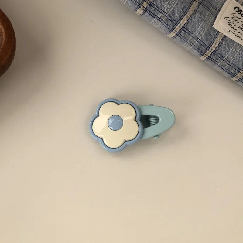 Clip para flequillo de niña oso y flor – Suave y seguro - imagen 5