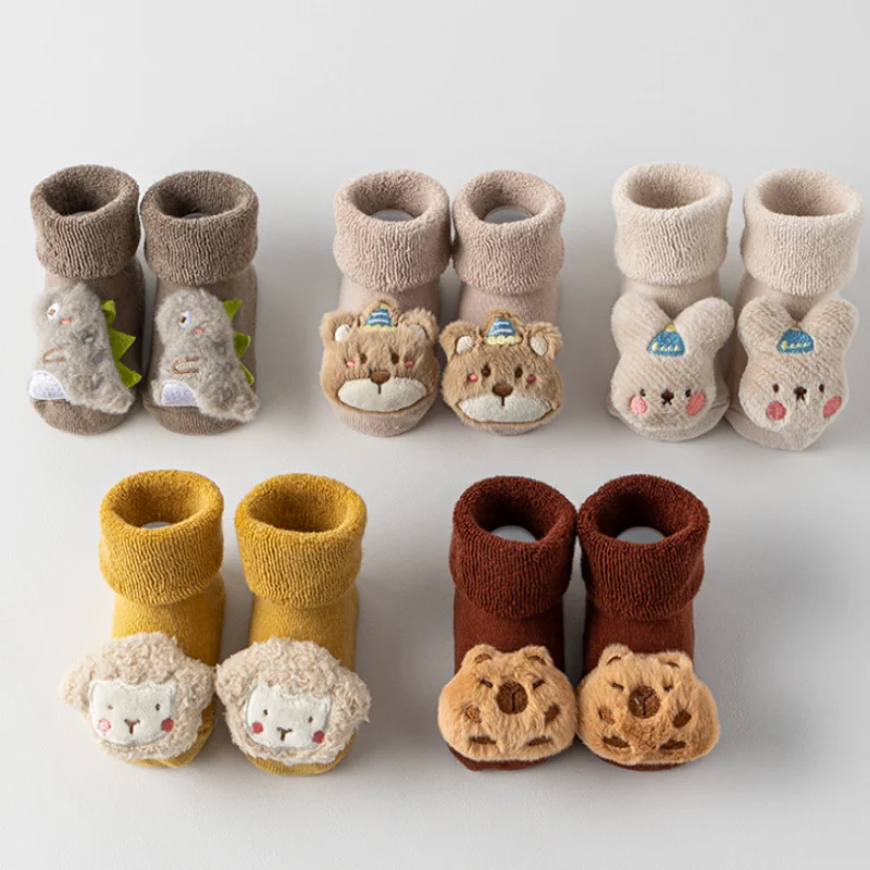 Calcetines de suelo para bebé, calcetines de invierno para recién nacidos, suela antideslizante de algodón, bonitos calcetines de dibujos animados para niños de 0 a 3 años