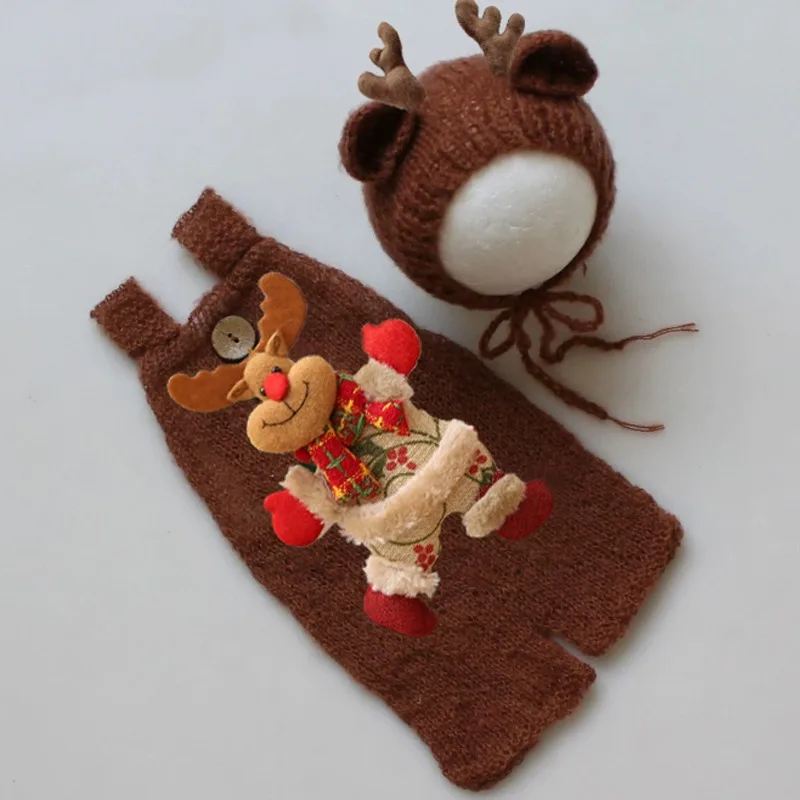 Disfraz navideño bebé recién nacido – gorro y tirantes de oso de ganchillo - imagen 3