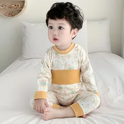 Pijama de algodón bebé recién nacido con protección abdominal floral