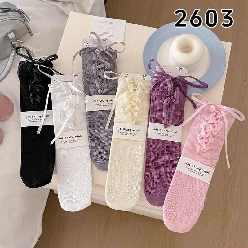 Calcetines altos de encaje rosa con lazo – Holgados para niñas - imagen 3