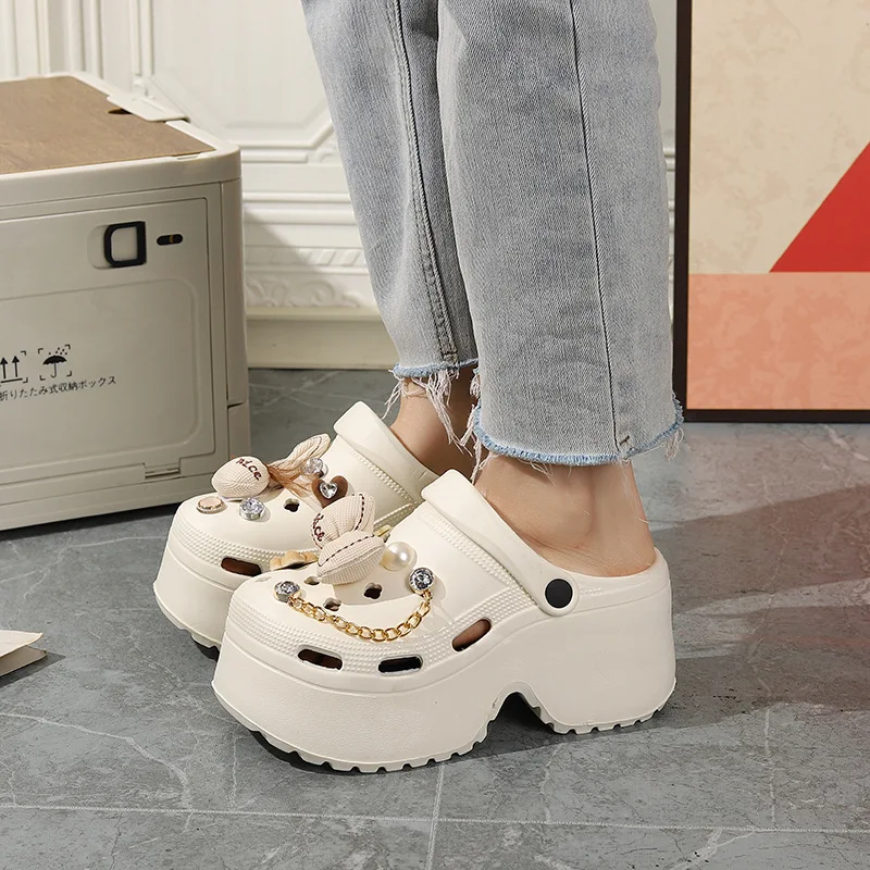 2025 nuevas lindas zapatillas de plataforma con lazo DIY para mujer, zapatos de jardín de verano, sandalias de calle de interior de suela gruesa para niñas, zuecos de moda - imagen 3