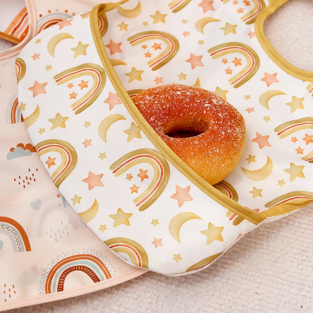 Babero impermeable de alimentación infantil – Cierre ajustable - imagen 4