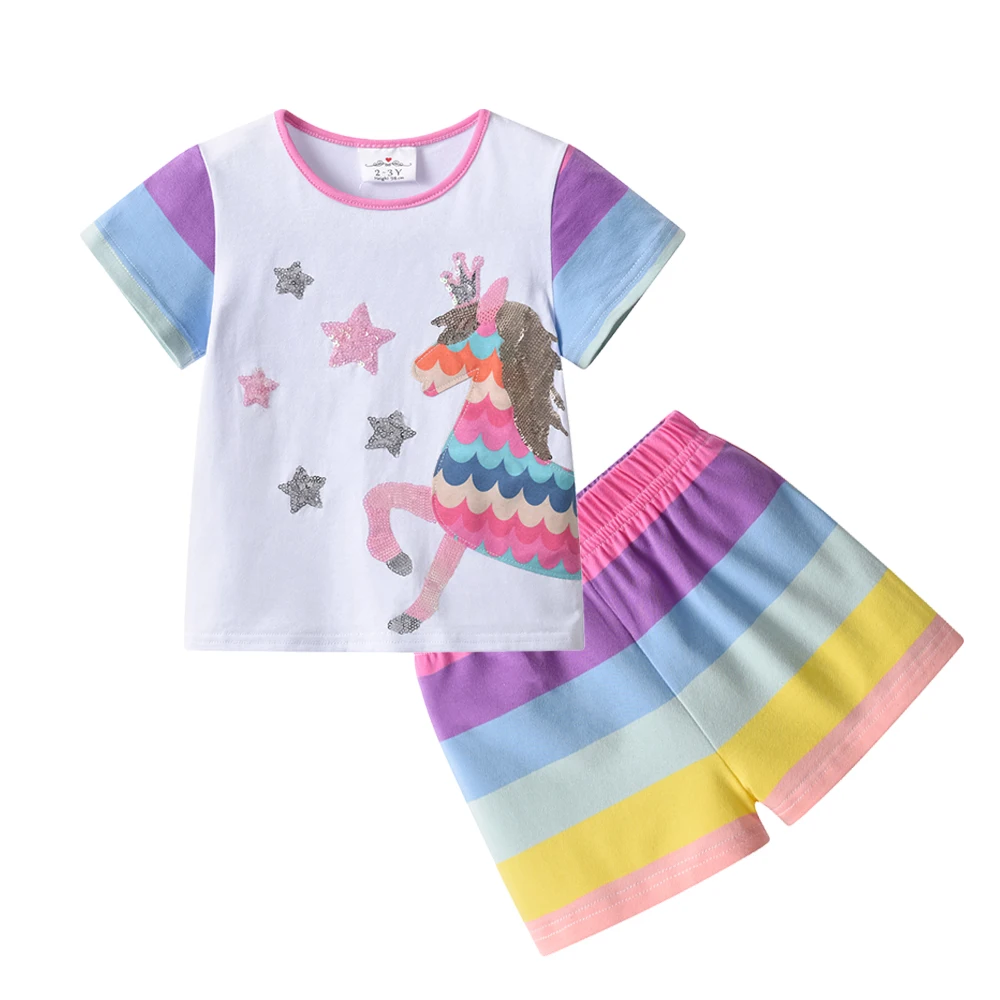 Detalle del aplique de unicornio en el top infantil