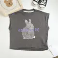 Gris oscuro