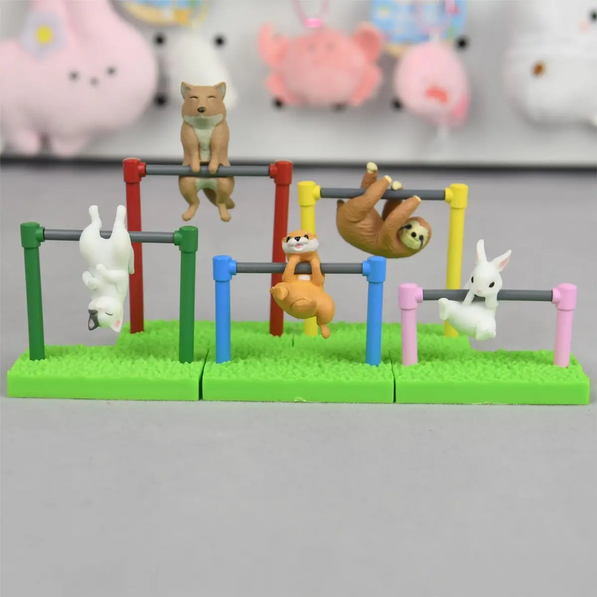 Juguetes de cápsula grita, puesta de sol, barra de hierro, club, lindo kawaii, tibetano, arena, zorro, perezoso, gato, nutria, conejo, juego de figuras de barra horizontal - imagen 4