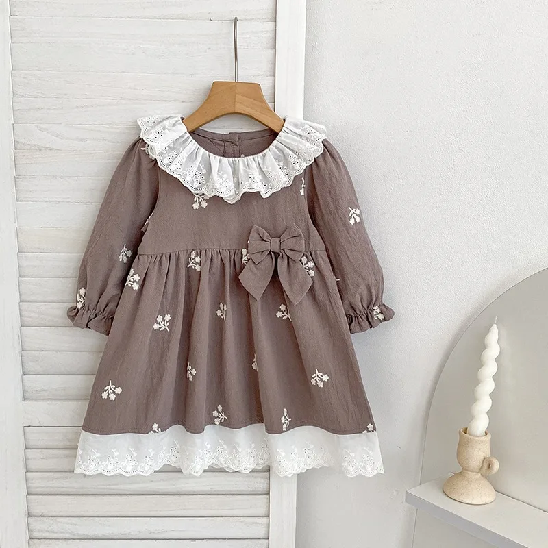 Vestido de primavera y otoño para niñas de estilo coreano: mameluco de manga larga, cuello de encaje y bordado de moda, ¡suave para la piel para niños pequeños!
