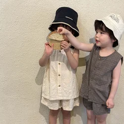 MILANCEL Conjunto infantil verano: chaleco y pantalón corto