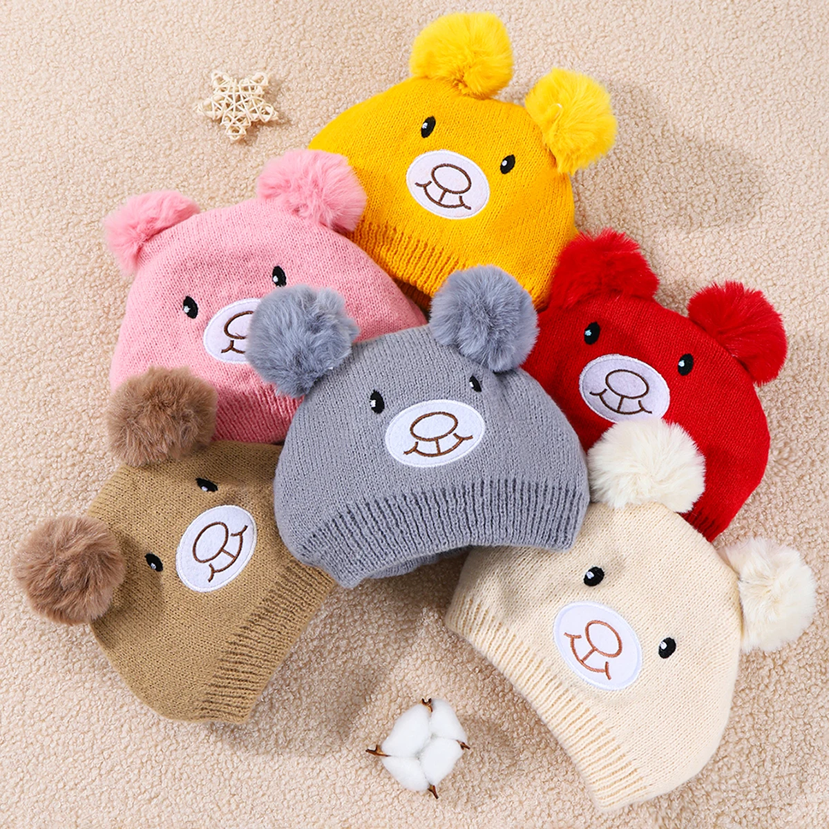 Gorro de oso de punto con pompón para bebé - imagen 4