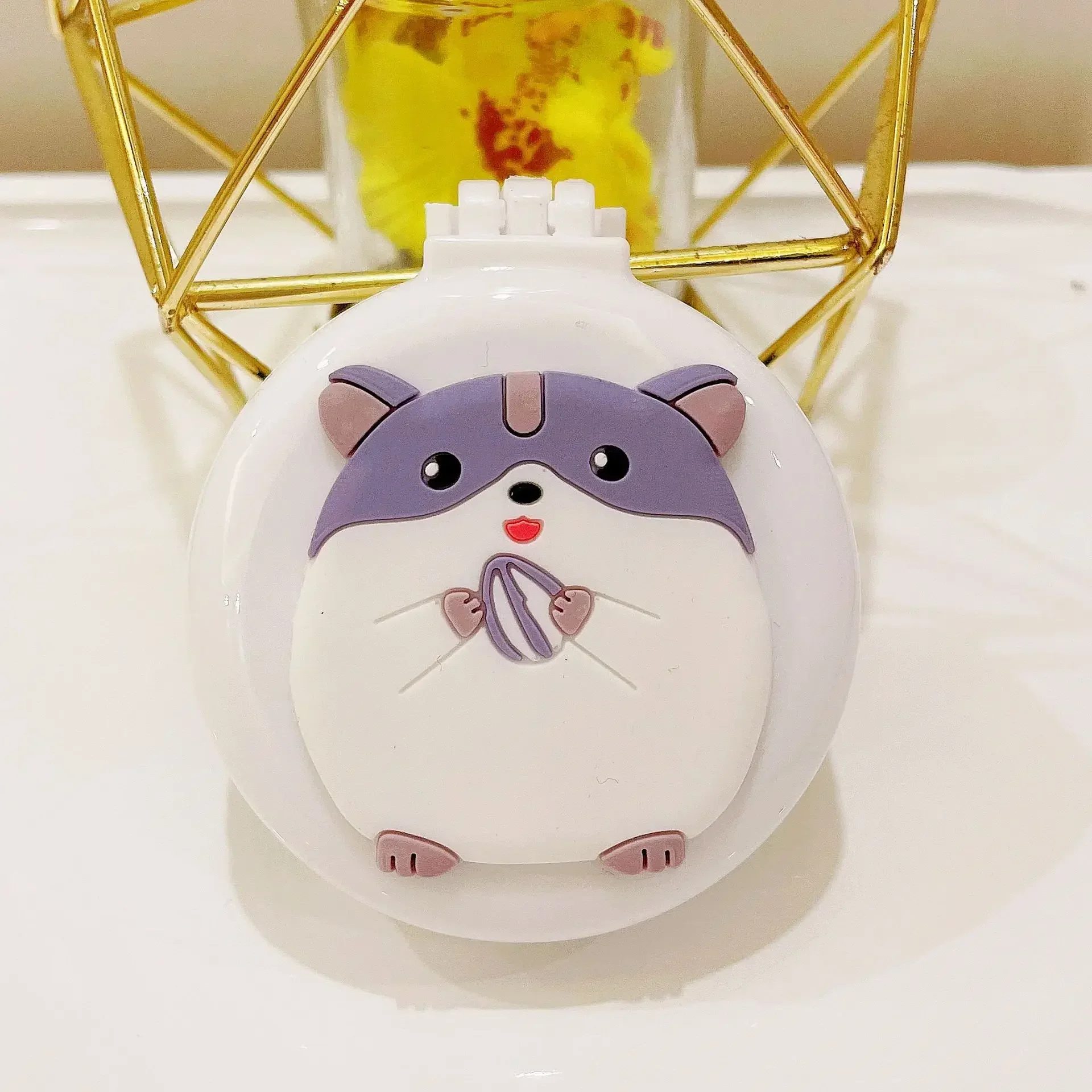 white- Hamsters