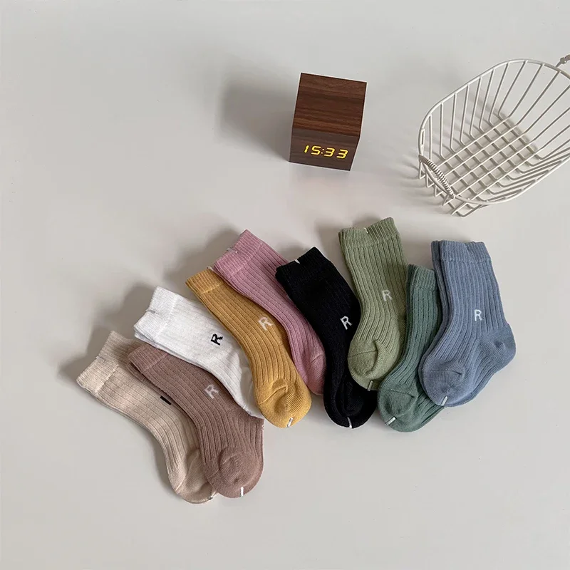 Calcetines con letras de moda coreana para bebés, niños y niñas, calcetines suaves transpirables, calcetines deportivos informales para niños pequeños de 0 a 6 años - imagen 2