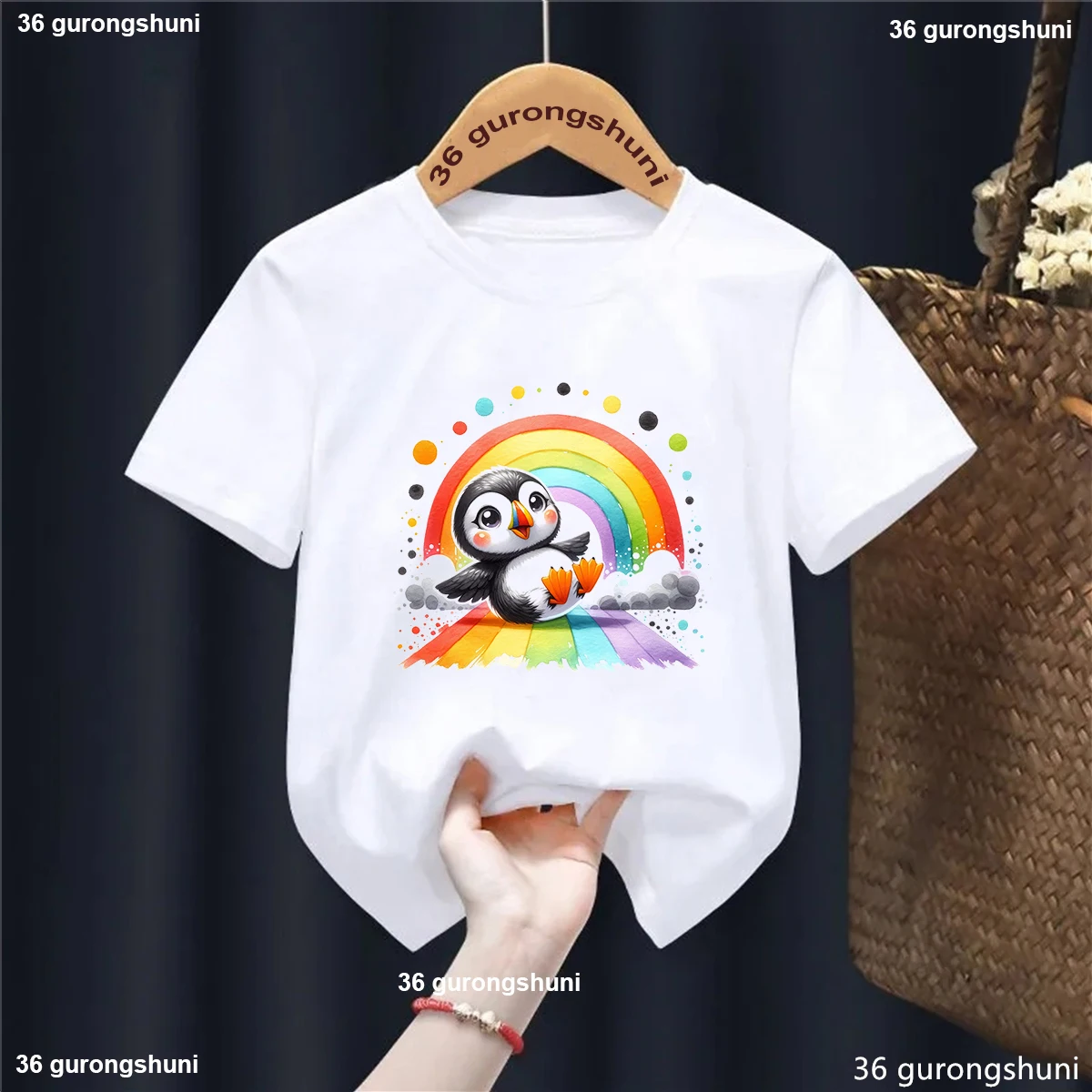 Rainbow Penguin Camiseta estampada pingüino arcoíris niño - imagen 2
