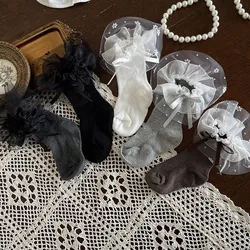Calcetines románticos de algodón con volantes y encaje para niña