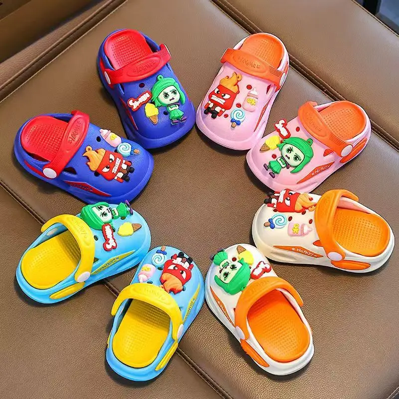 Sandalias de verano para niños, zapatos con agujeros, zapatillas suaves antideslizantes con agujeros de dibujos animados, zapatos de bebé para playa de arena para niños y niñas