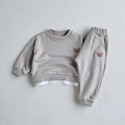 Conjunto sudadera con capucha bordado oso para bebé