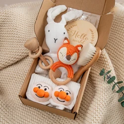 Set de regalo de nacimiento con accesorios de madera para bebé