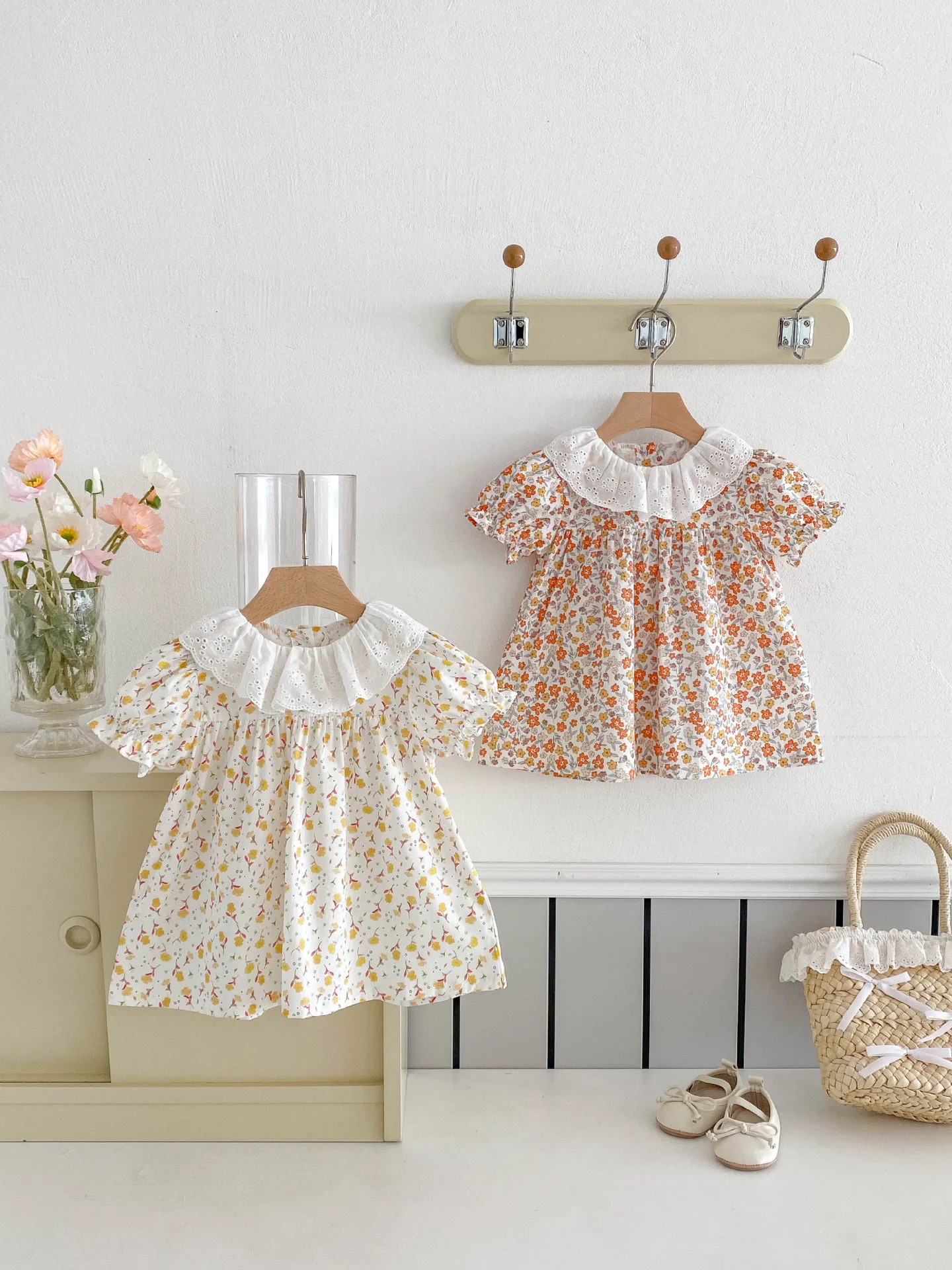 Vestido floral de princesa para niña – manga corta con encaje y cuello loto - imagen 4