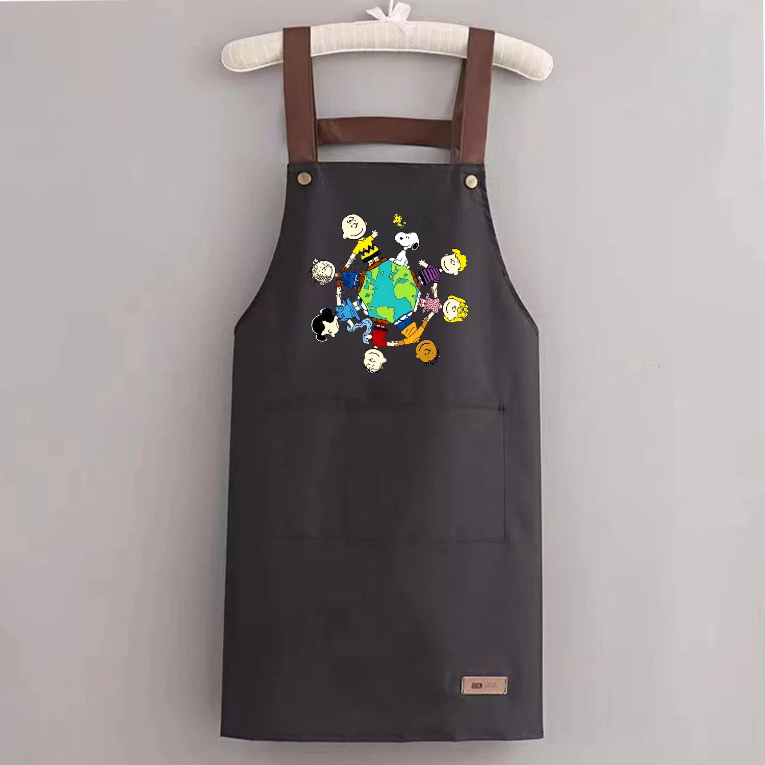 Delantales de cocina Snoopy para mujer y hombre, delantal de trabajo de Chef de dibujos animados, tienda de restaurante de Anime, estudios de uñas de belleza, uniforme de utilería, regalo - imagen 4