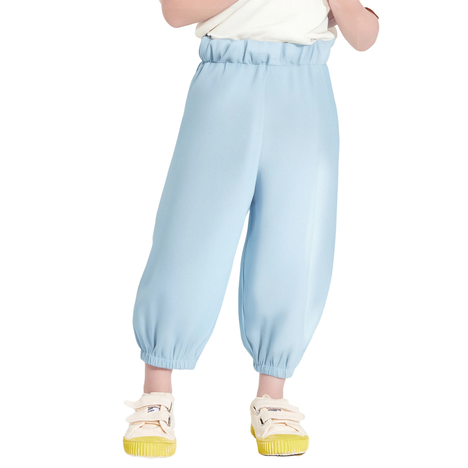 Pantalones bombachos TiaoBug combinados con ropa casual infantil