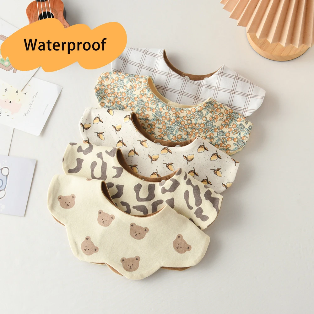 Nuevo babero impermeable de dos caras utilizable para alimentación de bebé, babero para bebés, toalla de Saliva con pétalos ondulados, paño suave para eructar para niños pequeños, Baberos - imagen 4