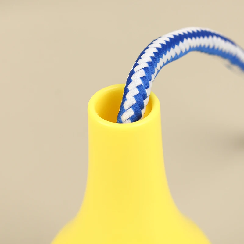 Cerca - Detalle magia callejera