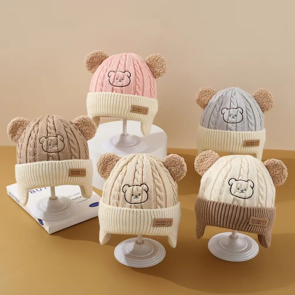 Gorro de bebé con orejeras de oso – Polar cálido para invierno